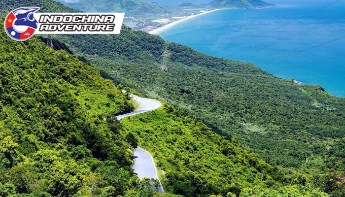 Tour phượt Huế bằng xe máy tại IAdventureTours