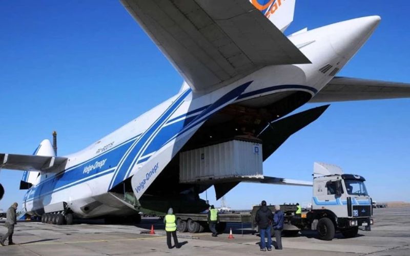 vận chuyển đường hàng không